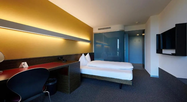 Одноместный номер Standard Hotel Ambassador