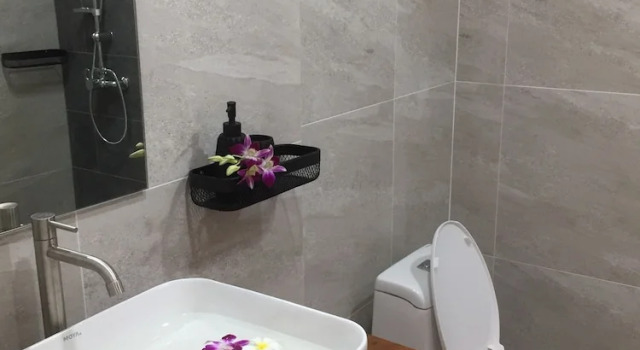 Бунгало Standard с балконом и с видом на море The Cosy Maenam Beach Resort