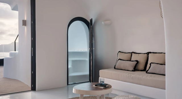Люкс с видом на воду Olvos Luxury Suites