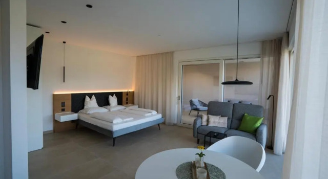 Zilli Studio Apartments