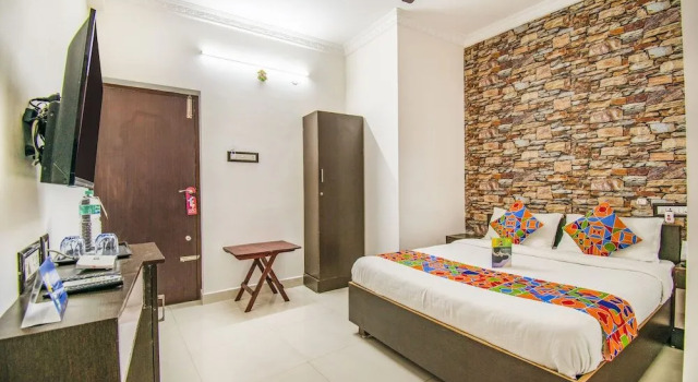 Fabhotel St Thomas Inn