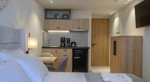 Полулюкс с балконом Marea Boutique Suites
