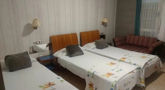 Номер Standard Hostal Burbia