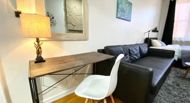 Charming Quiet Studio Right Off Central Park West, Забронировать Отель Отели Нью-Йорка с парковкой, рядом с Мемориал Теодора Рузвельта, Парковка