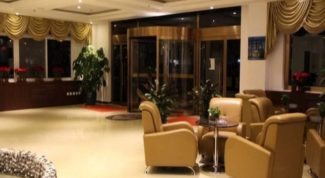 GreenTree Inn Beijing Shunyi Modern Motor City Express Hotel, Book Hotel Hoteller i Beijing Province med parkering, Parkering