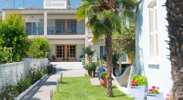 Hotel George