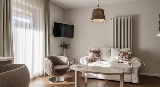 Hotel Villa Lago, Rezerwuj Hotel Bad Wiessee Tegernsee