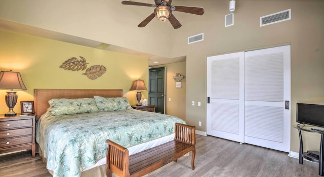 Коттедж с 4 комнатами с балконом Ocean-view Kailua-kona Escape w/ Private Pool!