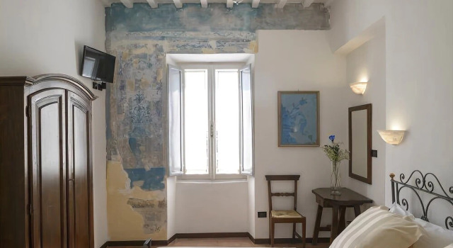 Hotel Porta Marmorea
