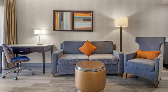 Двухместный люкс Best Western Plus Miamisburg-Dayton Suites, Banquets & Hotel
