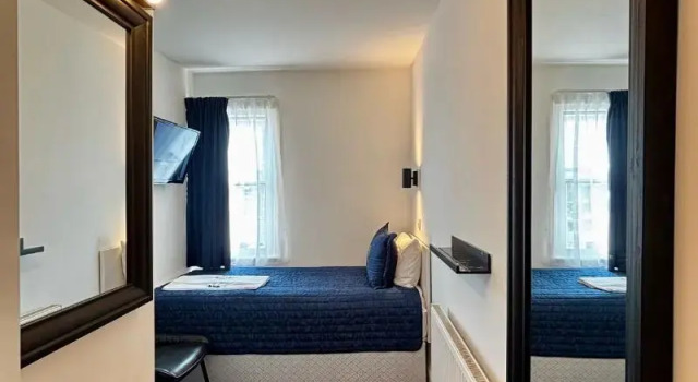 Номер Standard с балконом Jubilee Hotel Victoria