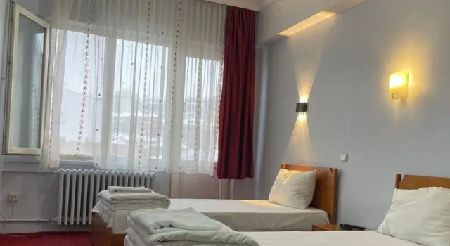 öz altınbaşak otel, Забронировать Отель Анкара Центральная Анатолия, рядом с Этнографический музей Анкары