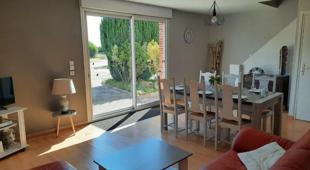 Gîte Danzé, 3 pièces, 6 personnes - FR-1-491-278, Rezerwuj Hotel Saint-Amand-Longpre Centre