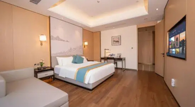 Люкс Deluxe с видом на океан Beihai Guanling Resort Hotel