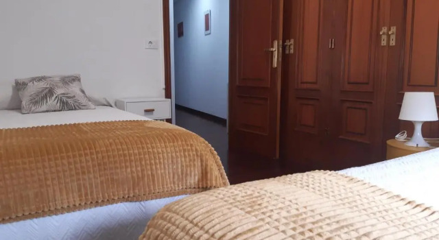 El Piso de la Placita, Book Hotel Redondela 