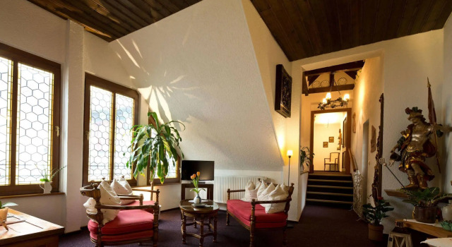 Hotel und Weinhaus Zum Krug