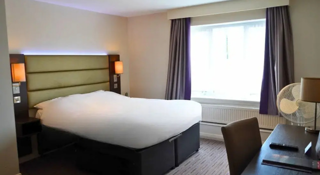 Двухместный номер Standard Charter Hotel Telford