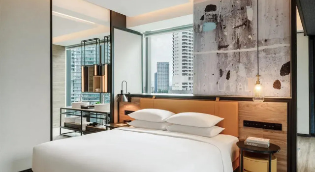 Двухместный люкс Hyatt Centric City Centre Kuala Lumpur