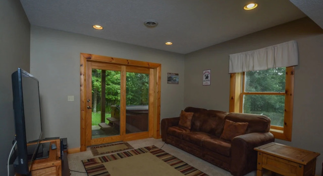 Lucky Bear Lodge 5 Bedroom House, Buchen Sie Ferienhaus Hotels in Maryland mit Parkplatz, Parkplätze