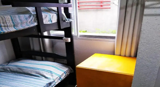 Кровать в общем номере (мужской номер) Hostel Brooklin