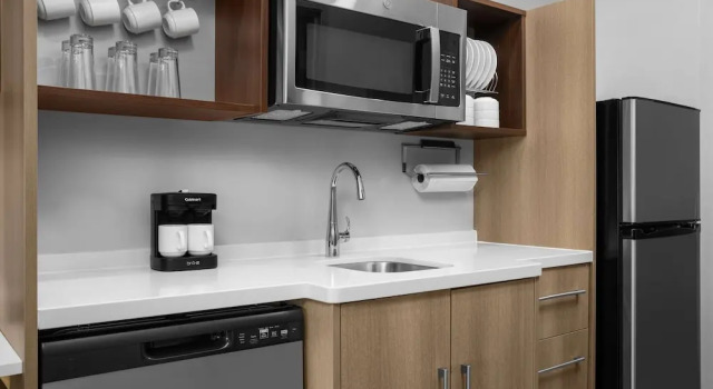 Четырёхместная студия Home2 Suites By Hilton Cullman