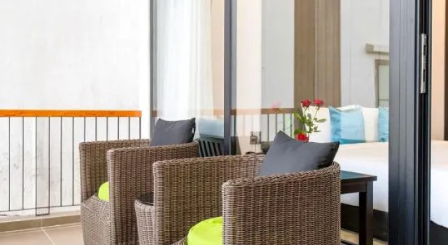 Люкс с 2 комнатами с видом на бассейн Khong Cam Garden Villas