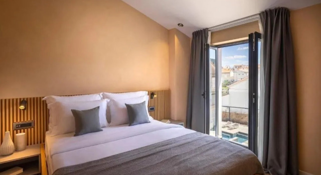 DUNATOVI DVORI Heritage Hotel
