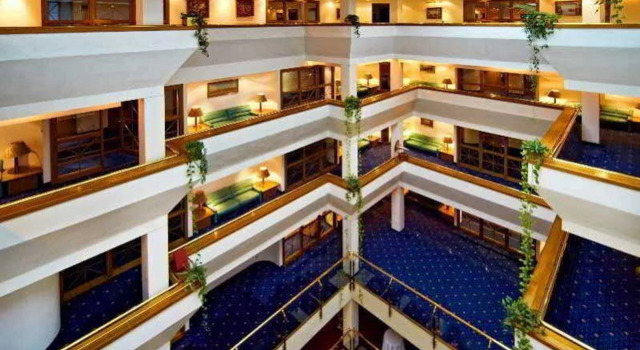 Hotel Roma, Забронировать Отель Отели в центре Центра, в центре