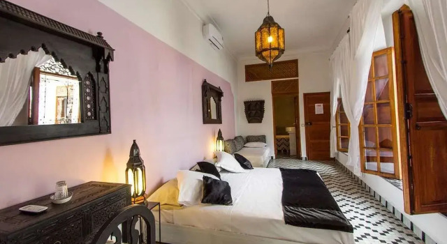Riad de Charme, Varaa Hotelli Fès Fes-Meknes