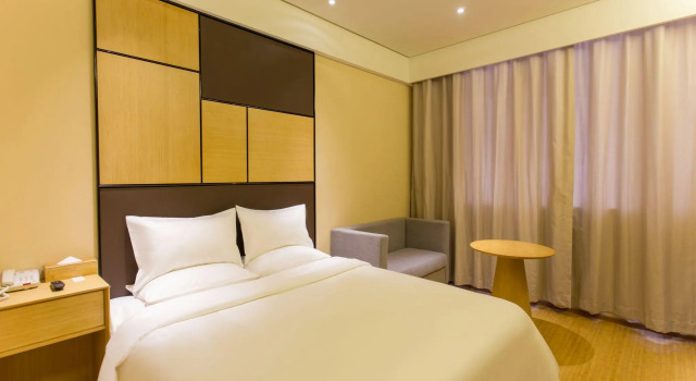 Двухместный номер Standard JI Hotel Shanghai Oriental Pearl Tower