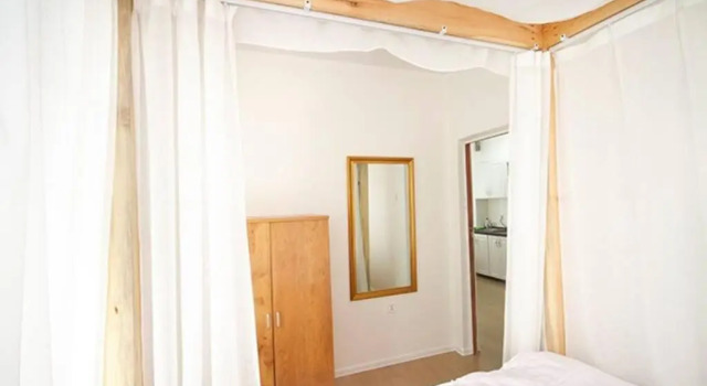 1 bedroom apartment north of Tengis Cinema, Book Lejlighed Hoteller i Chingeltei med parkering, Parkering