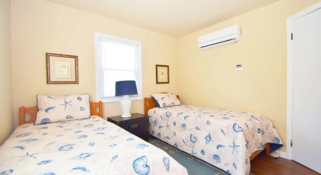 Bayshore Drive 211 3 Bedroom Home by RedAwning