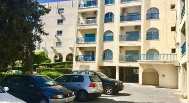 Spectacular 3 Bed Apartment, Boek Appartement Agios Tychonas 