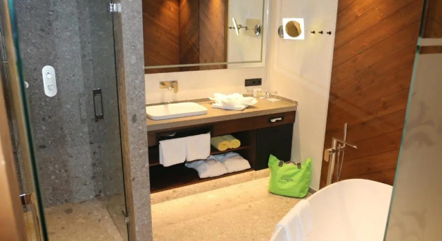 Номер Deluxe Bruggers Genießerhotel Lanersbacherhof