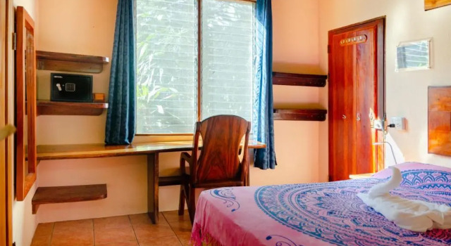 Tico Adventure Lodge, Reservar Hotel Hotéis em Samara com estacionamento, Estacionamento