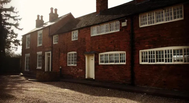 The Falcon Inn, Book Hotel Loughborough Leicestershire