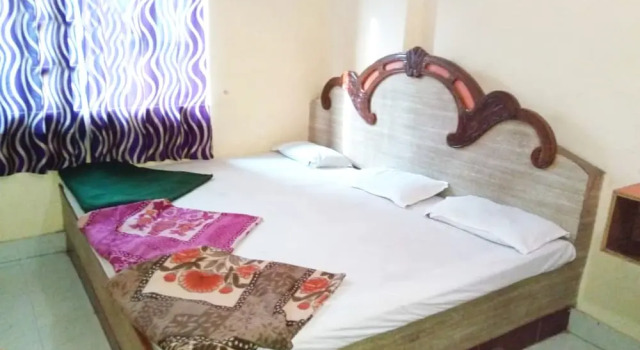 Hotel P.N. Ganga Varanasi
