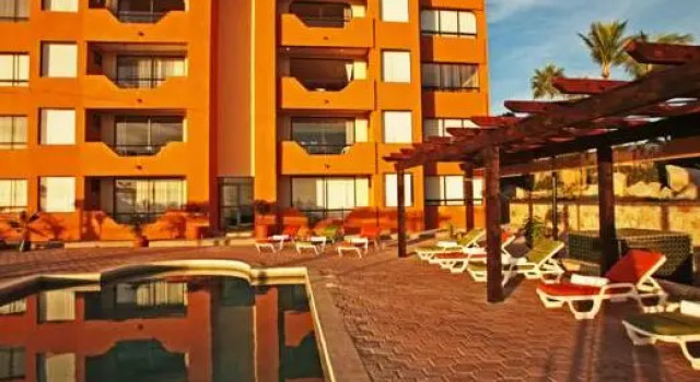 Люкс с видом на море Sunrock Hotel and Suites