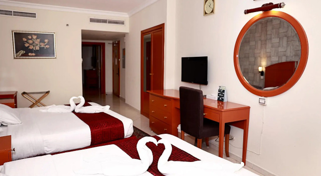 Dolphin Hotel Apartments, Забронировать Апартаменты/квартира Бур-Дубай Дубай, рядом с Saeed Al Maktoum House
