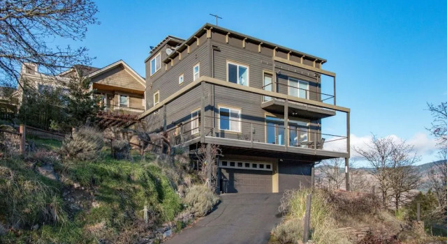 Hazel House 4 Bedroom Home by RedAwning, Prenota Casa vacanze Hood River Columbia River Gorge