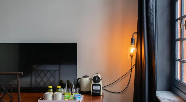 Hôtel Une Chambre en Ville, Забронировать Отель Отели Тулузы 3 звезды, рядом с Улица Альзас-Лорен, 3*