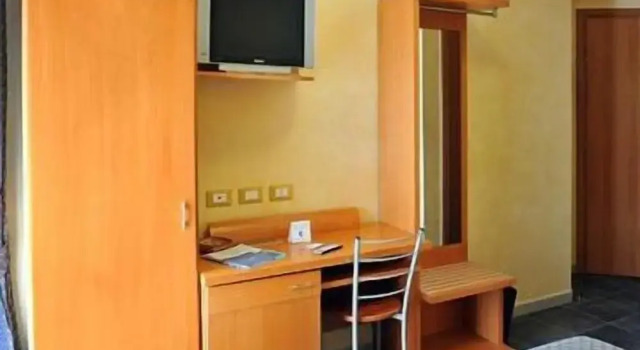 Hotel Blue Roses, Book Hotel Hotels in Mesagne with Breakfast, Breakfasts