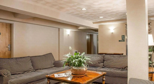Atlantic Beach Hotel and Suites Newport