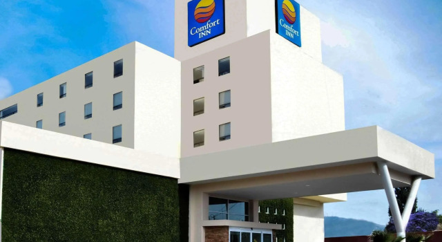 Четырёхместный номер Standard BeWow Hotel Querétaro