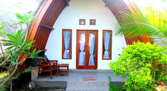 Бунгало Standard с красивым видом из окна Saeri Matahari Bungalow