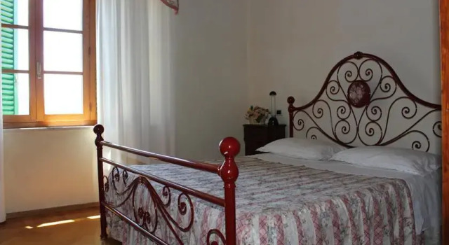 Villa Corsanello, Book Villa Hotels in Crete Senesi with Parking, Parking