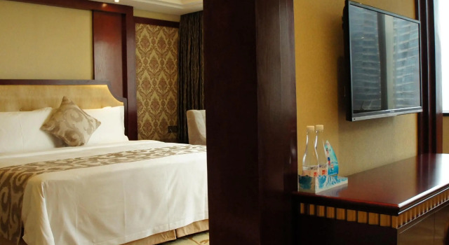 Двухместный люкс Deluxe Shenzhen Yijia International Hotel