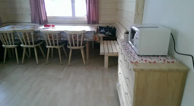 Ferienhaus Schindeler, Rezerwuj Hotel Hotele w Bregenzerwald z parkingiem, Parking