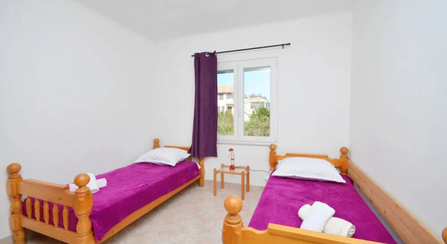 House Ana, Book Feriehus Villaer i Pasman Island, Villa