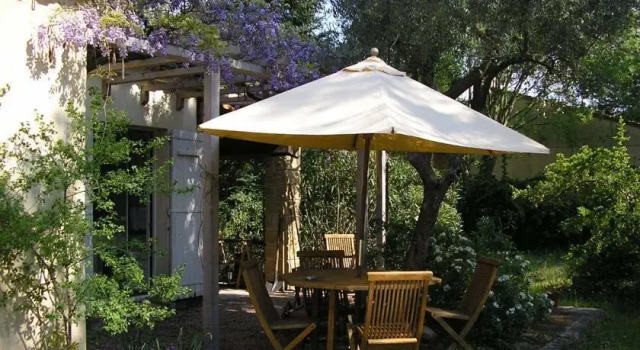 Villa Thermae, Rezervovat Vila Hotely v Remoulins s parkováním, Parkování